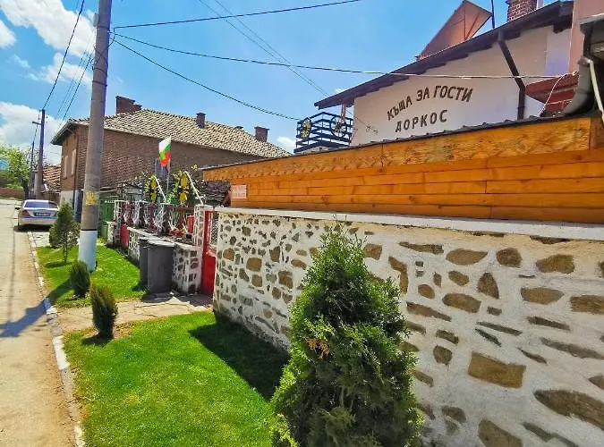 Dorkos Gasthof 2*